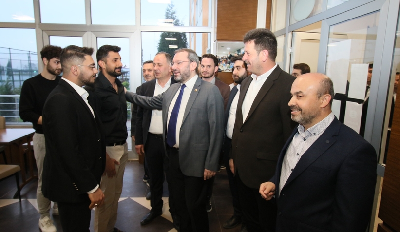 esnaf-ve-vatandaslarla-bir-araya-geldilerzm42vctvou