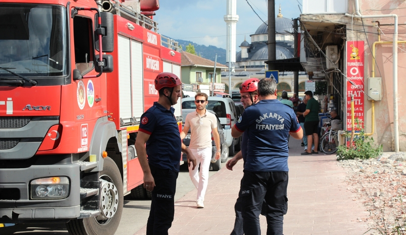 Esrarengız olay; Kayıp kadın ihbarına giden ekipler çöp evle karşılaştı