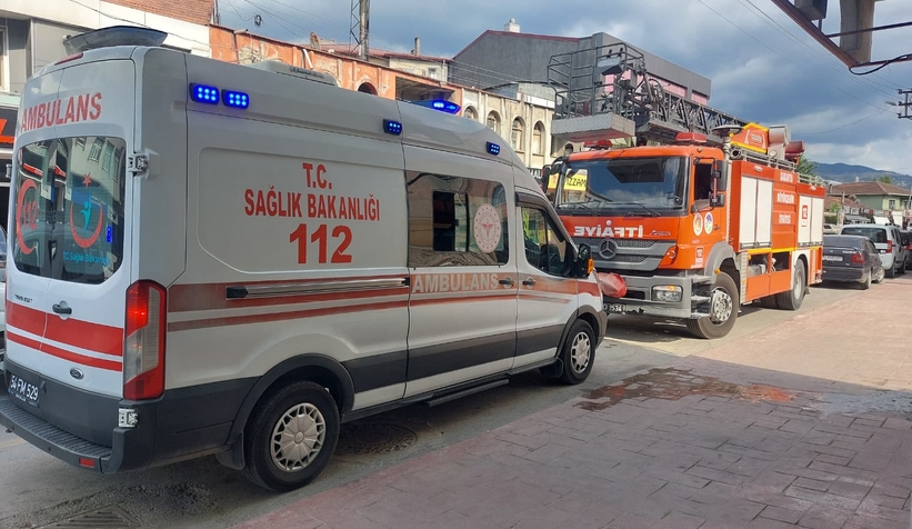 Esrarengız olay; Kayıp kadın ihbarına giden ekipler çöp evle karşılaştı