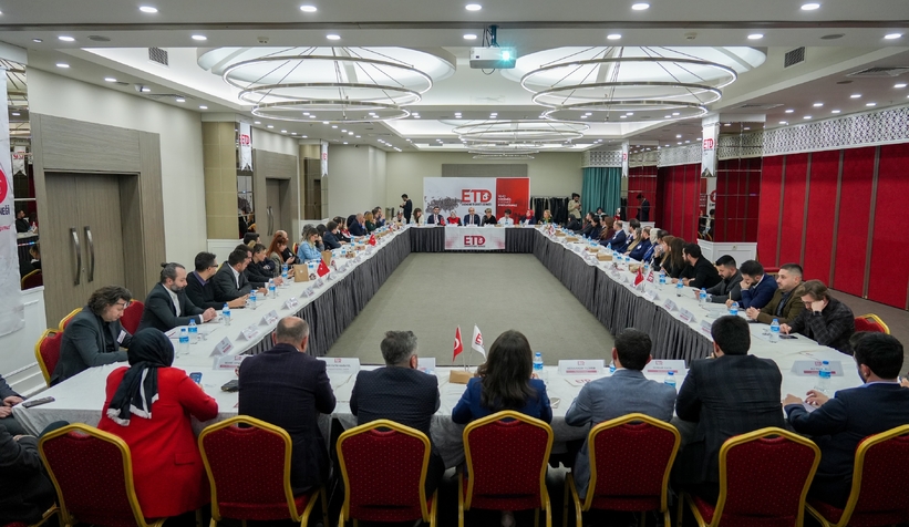 etdden-guclu-kadin-guclu-sakarya-programivgzhumpyuh