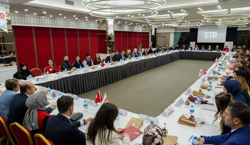 etdden-guclu-kadin-guclu-sakarya-programivgzhumpyuh
