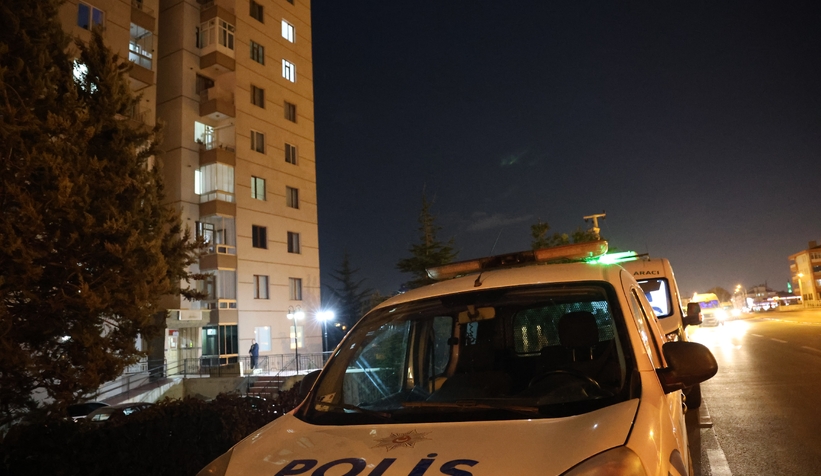 Evde doğum yapan genç kadın ve bebeği ölü bulundu