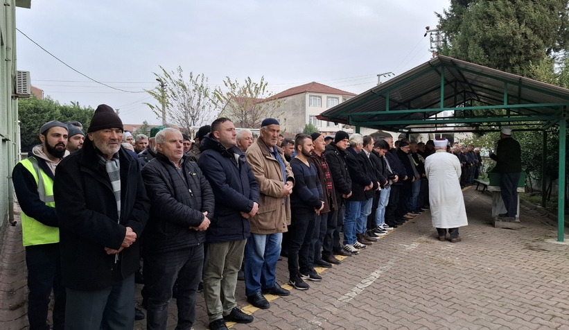 evde-olu-bulunmustu-son-yolculuguna-ugurlandiegwyas9isn