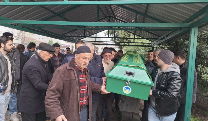 evde-olu-bulunmustu-son-yolculuguna-ugurlandiegwyas9isn