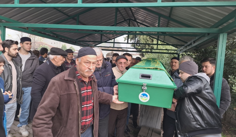 evde-olu-bulunmustu-son-yolculuguna-ugurlandiegwyas9isn