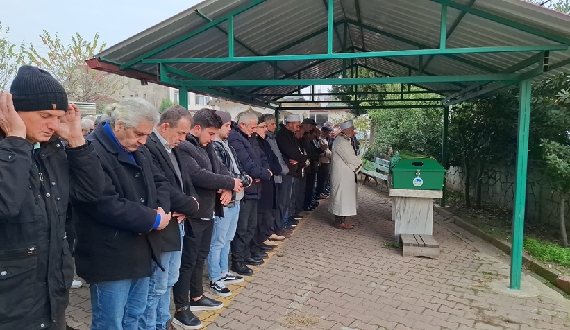 evde-olu-bulunmustu-son-yolculuguna-ugurlandiegwyas9isn
