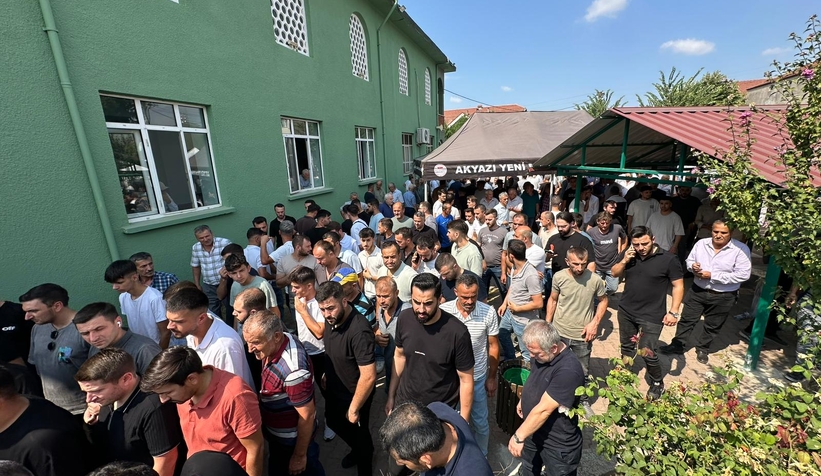 Evde silahla vurulmuş halde bulunan genç toprağa verildi