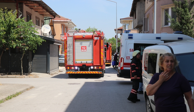 evde-tupten-sizan-gaz-patladi-3-yaraliq0zlaei0dm