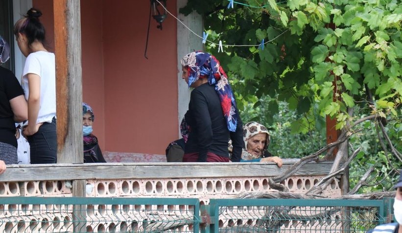 Eve giriş yolu kavgasında kan aktı: 1 ölü, 1 yaralı