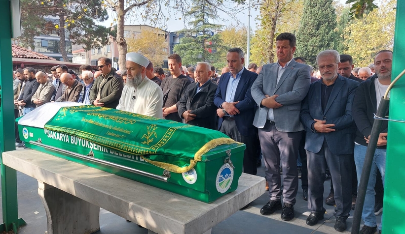 evinde-olu-bulunan-ahmet-onat-defnedilditm9xs2fmnt