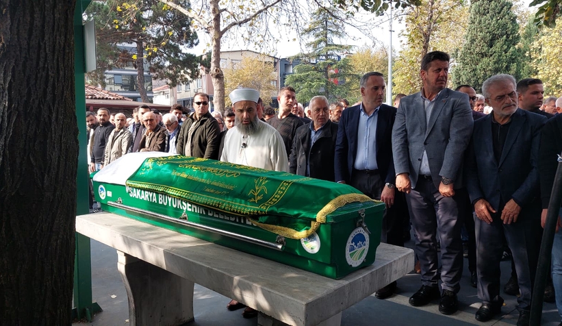 evinde-olu-bulunan-ahmet-onat-defnedilditm9xs2fmnt