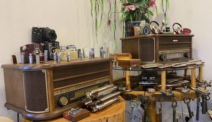 Evini müzeye çevirdi