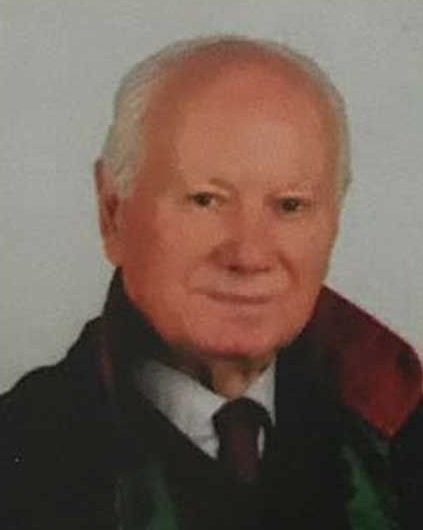 Evinin penceresinden düşen avukat öldü