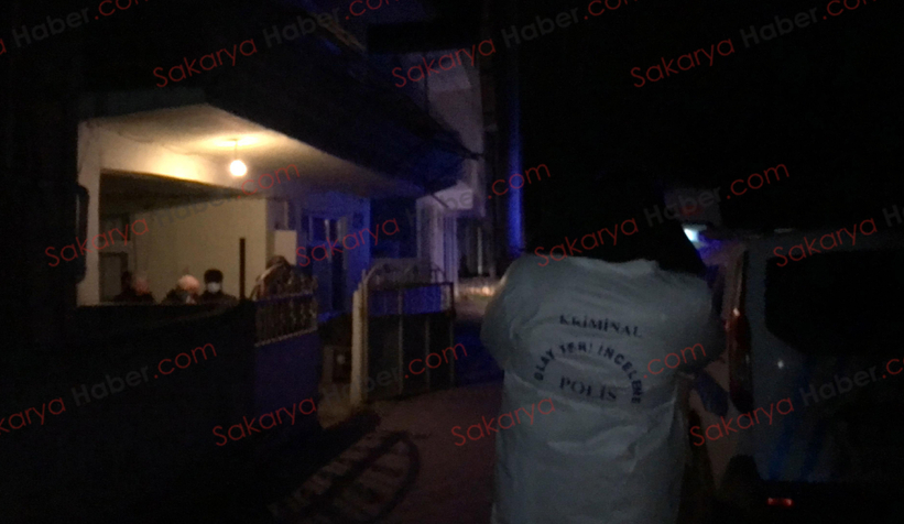 evinin-salonunda-olu-bulundumw13ddc5d1