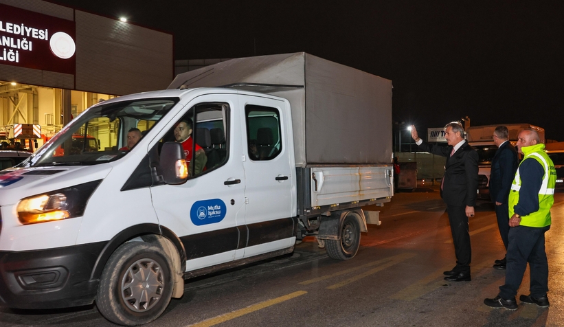 evlerine-giremeyen-istanbullulara-sakarya-dan-yardimnvg3affaag