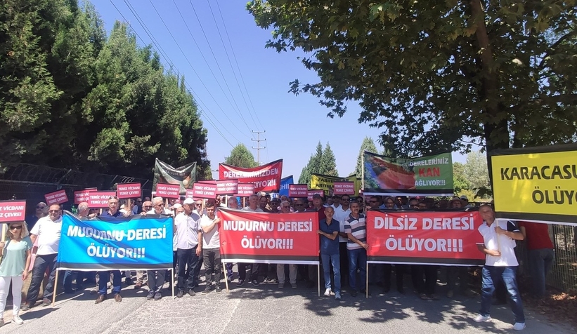 Fabrika atıklarına karşı Batakköy’de protesto