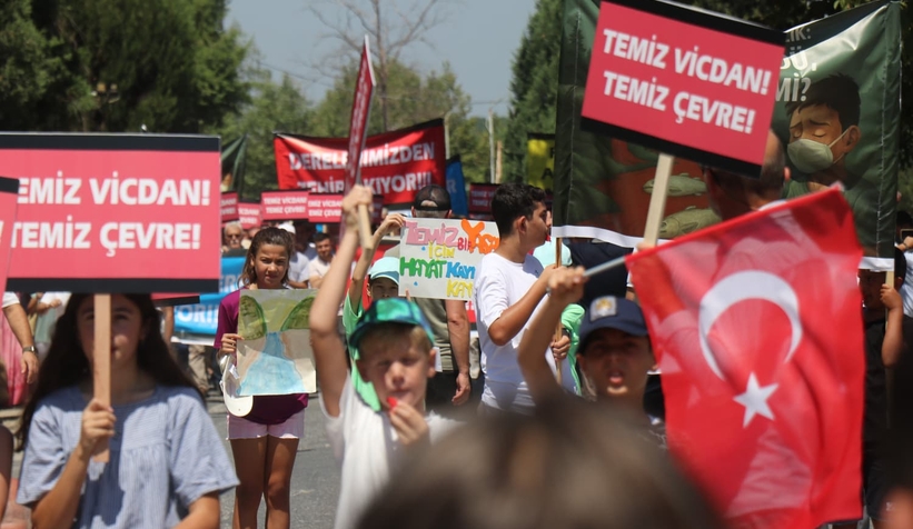 Fabrika atıklarına karşı Batakköy’de protesto