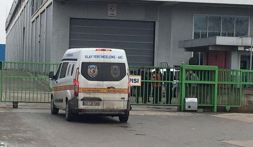 Fabrikada feci ölüm