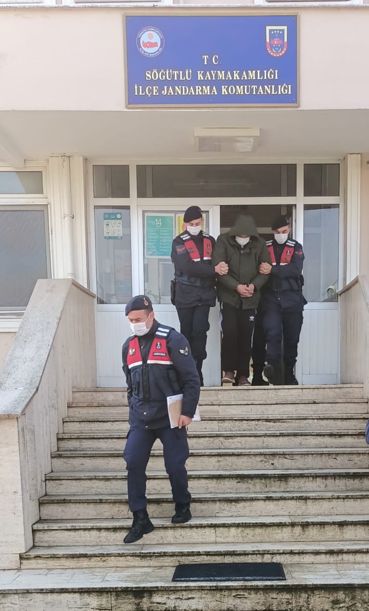 Fabrikayı soyan hırsız yakalandı