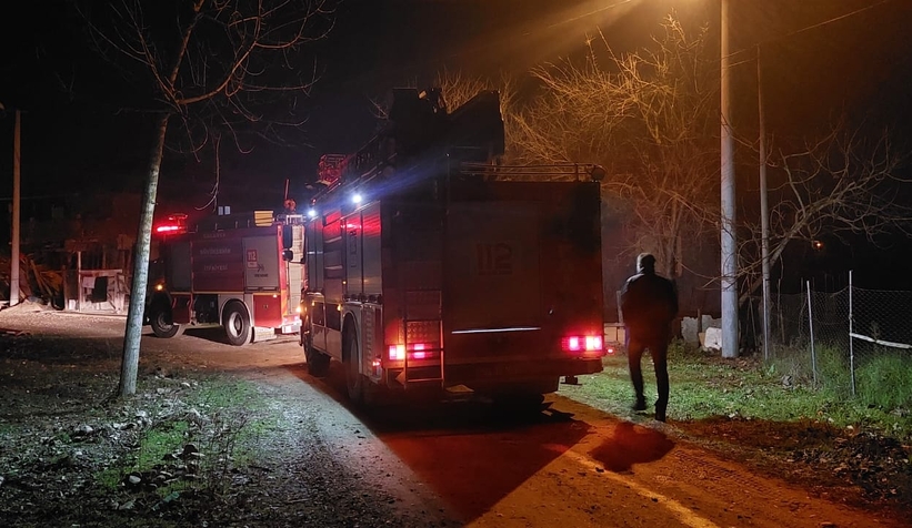 Fare kabloları ısırdı ekipler alarma geçti