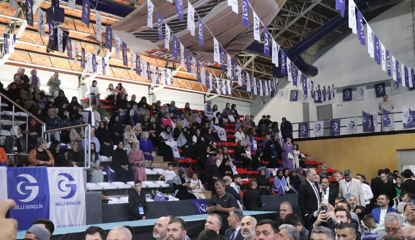 Fatih Erbakan Milli Gençlik Şöleni'ne katıldı