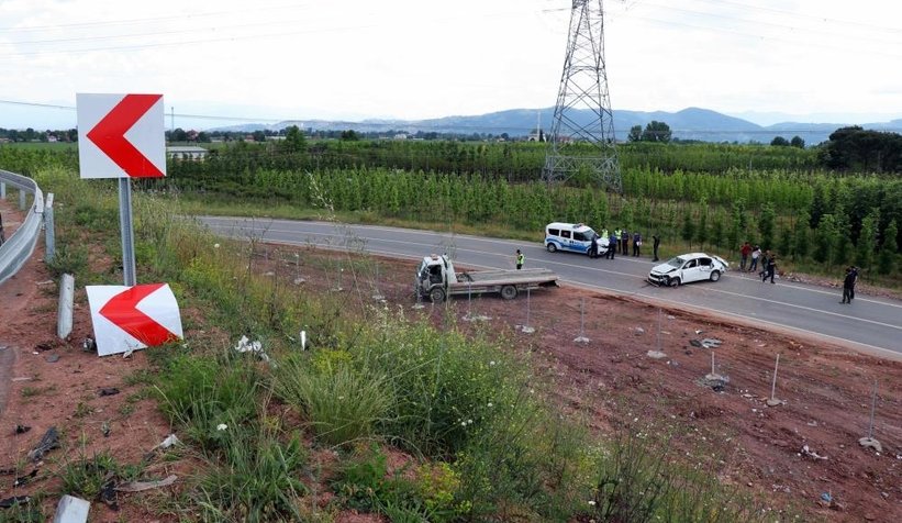 Feci kaza: 1 ölü, 2 yaralı