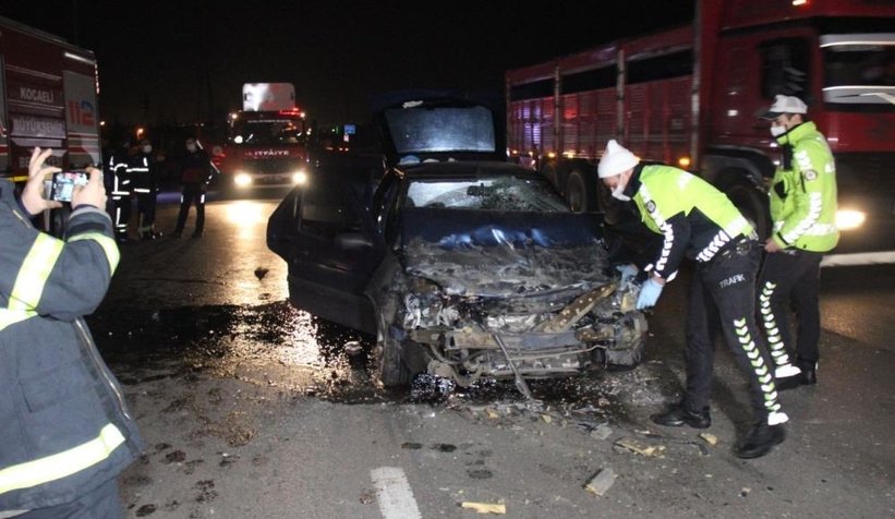 Feci kaza; Sakarya plakalı aracın sürücüsü öldü