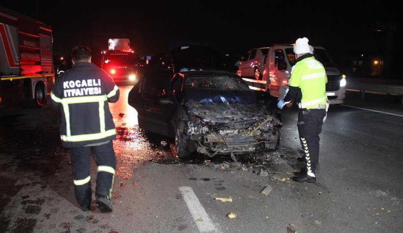 Feci kaza; Sakarya plakalı aracın sürücüsü öldü