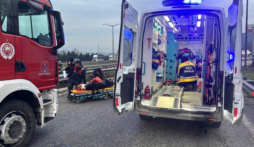 Feci kaza sonrası Sakarya'ya getirilen baba ve kızı hayatını kaybetti