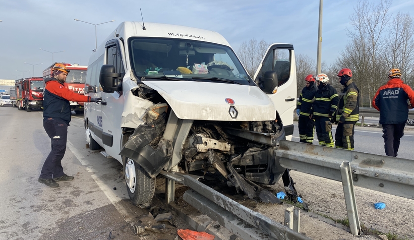 Feci kaza: Sürücünün bacağı koptu