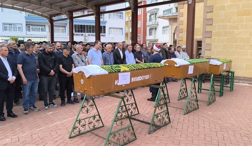 feci-kazada-olen-iki-kadina-aci-vedak3zhb1pxqw