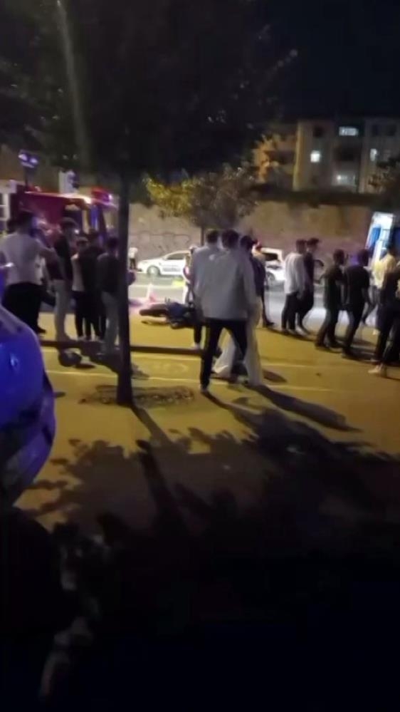 Feci kazadan acı haber; Motosikletli genç kız hayatını kaybetti