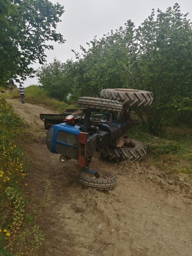 feci-son-traktor-altinda-kaldiunvqq2hnr3