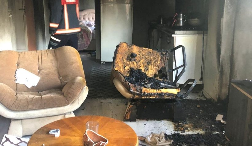 Ferizli'de yangın 2 kişi hastanelik oldu