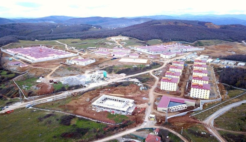 Ferizli'deki dev cezaevi inşaatından fotoğraflar