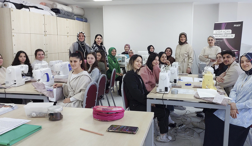 ferizli-myoda-dikis-gunleri-atolye-etkinligi-yapildiu2fcrw1rbd