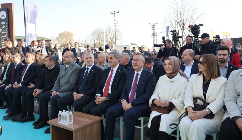 fest-burada-2025-kis-festivali-basladicurzquw5v2