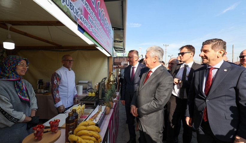 fest-burada-2025-kis-festivali-basladicurzquw5v2