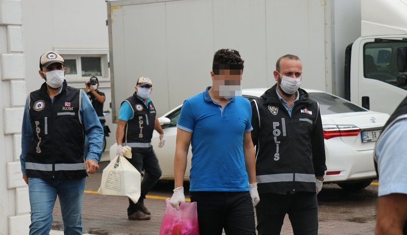 FETÖ operasyonunda gözaltına alınanlar adliyeye sevk edildi