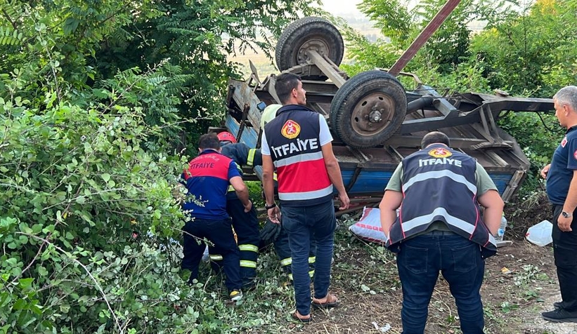Fındık işçilerinin bulunduğu römork devrildi: 1 ölü, 12 yaralı