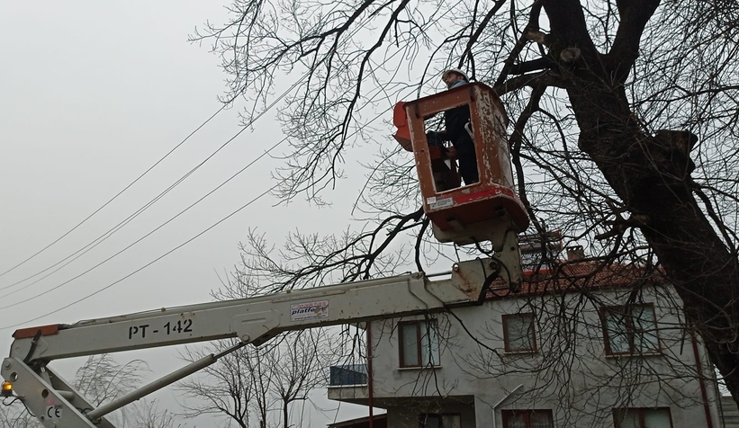 Fırtına Akyazı'yı vurdu