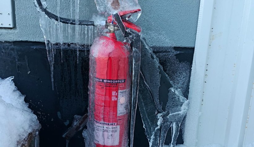 Fotoğraflar Akyazı'dan, her şey buz tuttu