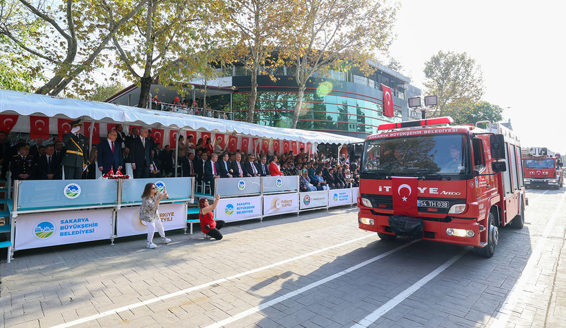 Fotoğraflarla 100. yıl coşkusu