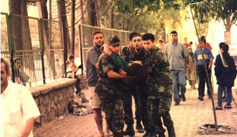 Fotoğraflarla asrın felaketi 17 Ağustos 1999 depremi