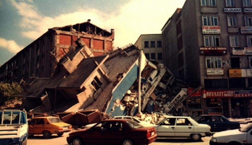 Fotoğraflarla asrın felaketi 17 Ağustos 1999 depremi