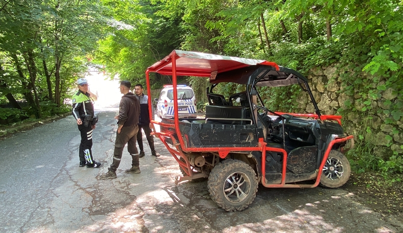 freni-tutmayan-atv-devrildi-4-yaraliskxpl0liad