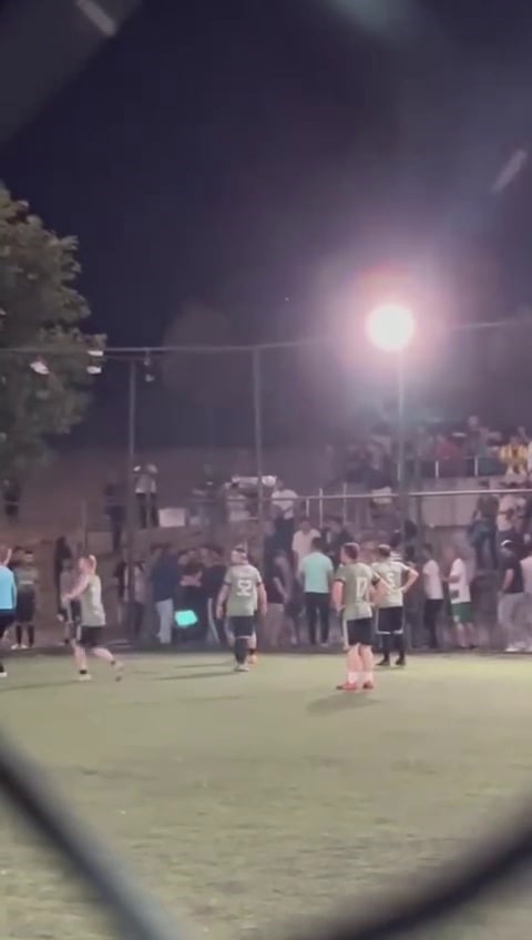 Futbolcular arasında kavga çıktı
