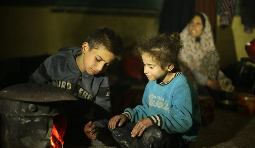 gazze-de-ramazan-in-ilk-gununde-gece-boyu-saldirilar-yasandiqu43y2u1bk