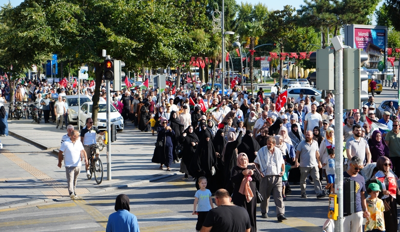 gazze-ve-ismail-haniye-icin-yurudulerr1z2d1u1zz