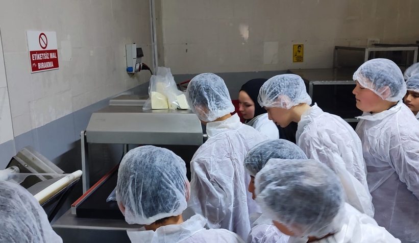 gelecegin-profesyonelleri-bugunden-sanayiyle-tanisti-osel-projesinin-mart-ziyaretleri-sona-erdizmfea0vevs